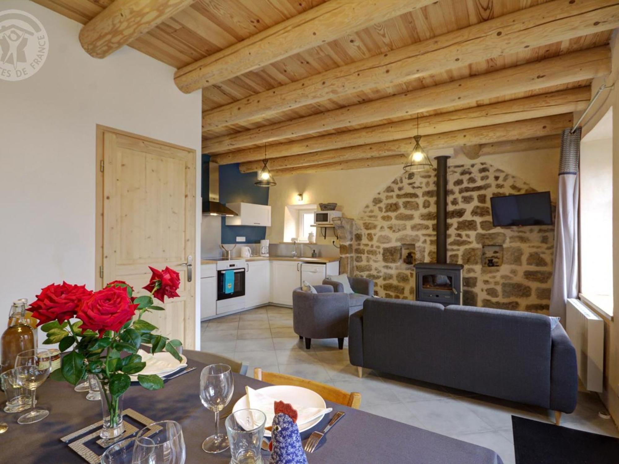 Gîte Saint-Hilaire-Cusson-la-Valmitte, 4 pièces, 6 personnes - FR-1-496-206 Extérieur photo
