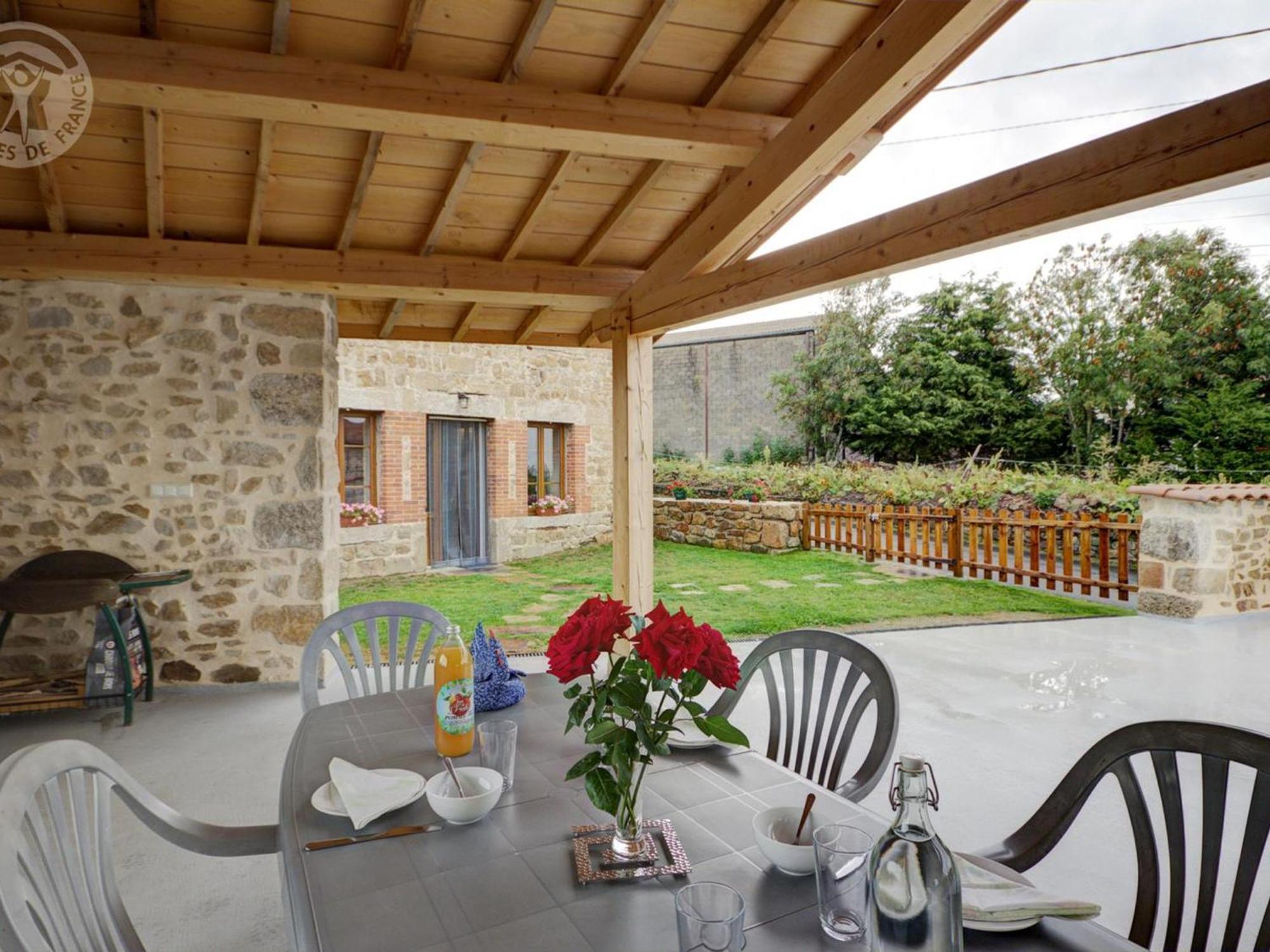 Gîte Saint-Hilaire-Cusson-la-Valmitte, 4 pièces, 6 personnes - FR-1-496-206 Extérieur photo